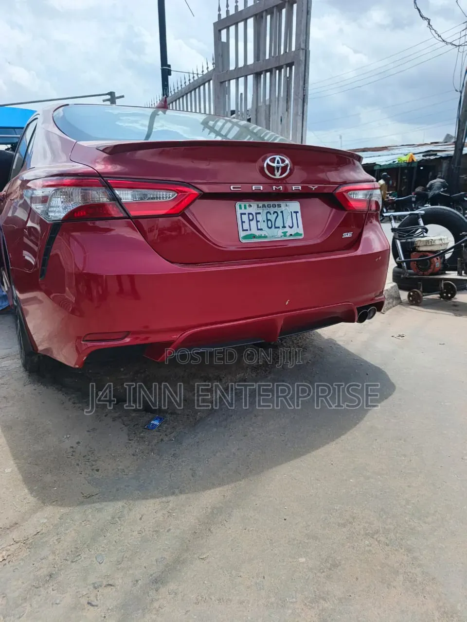 Toyota Camry 2021 Red