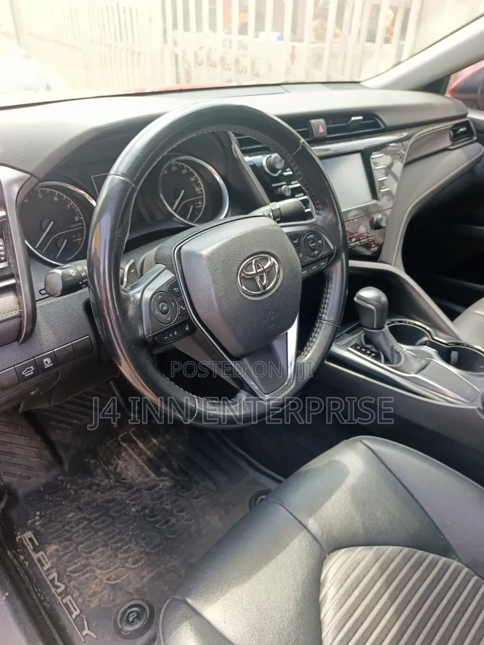 Toyota Camry 2021 Red