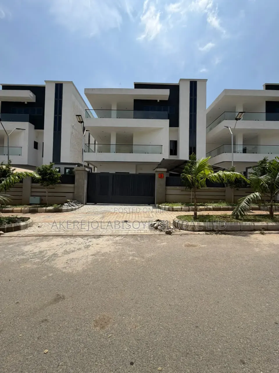 6bdrm Duplex in Katampe Extension for sale