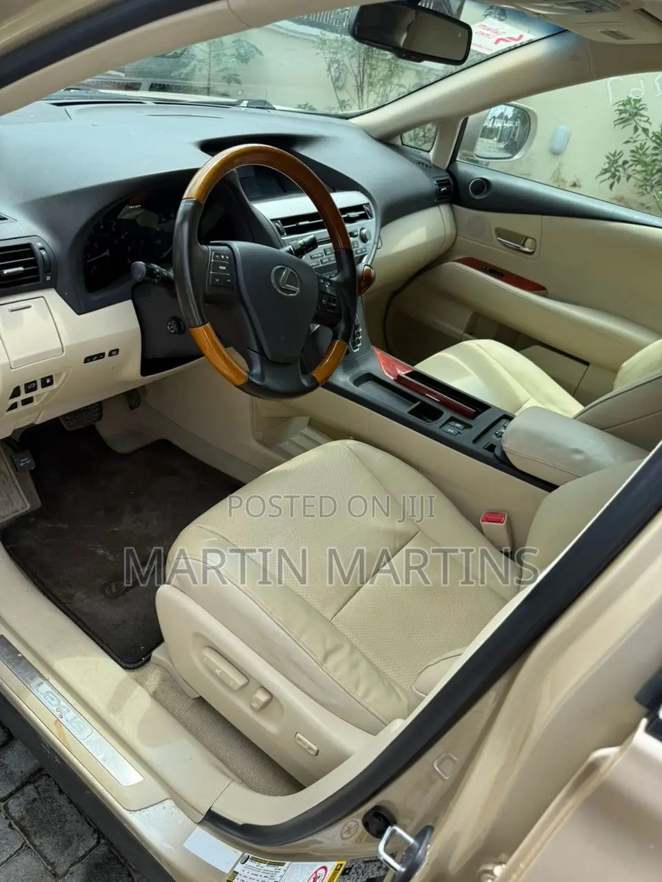Lexus RX 350 2010 Gold