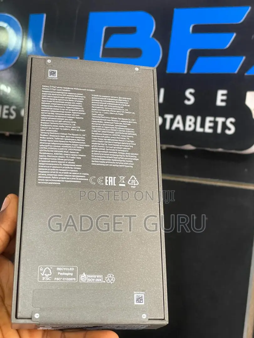 New Samsung Galaxy Z Flip7 256 GB Gray