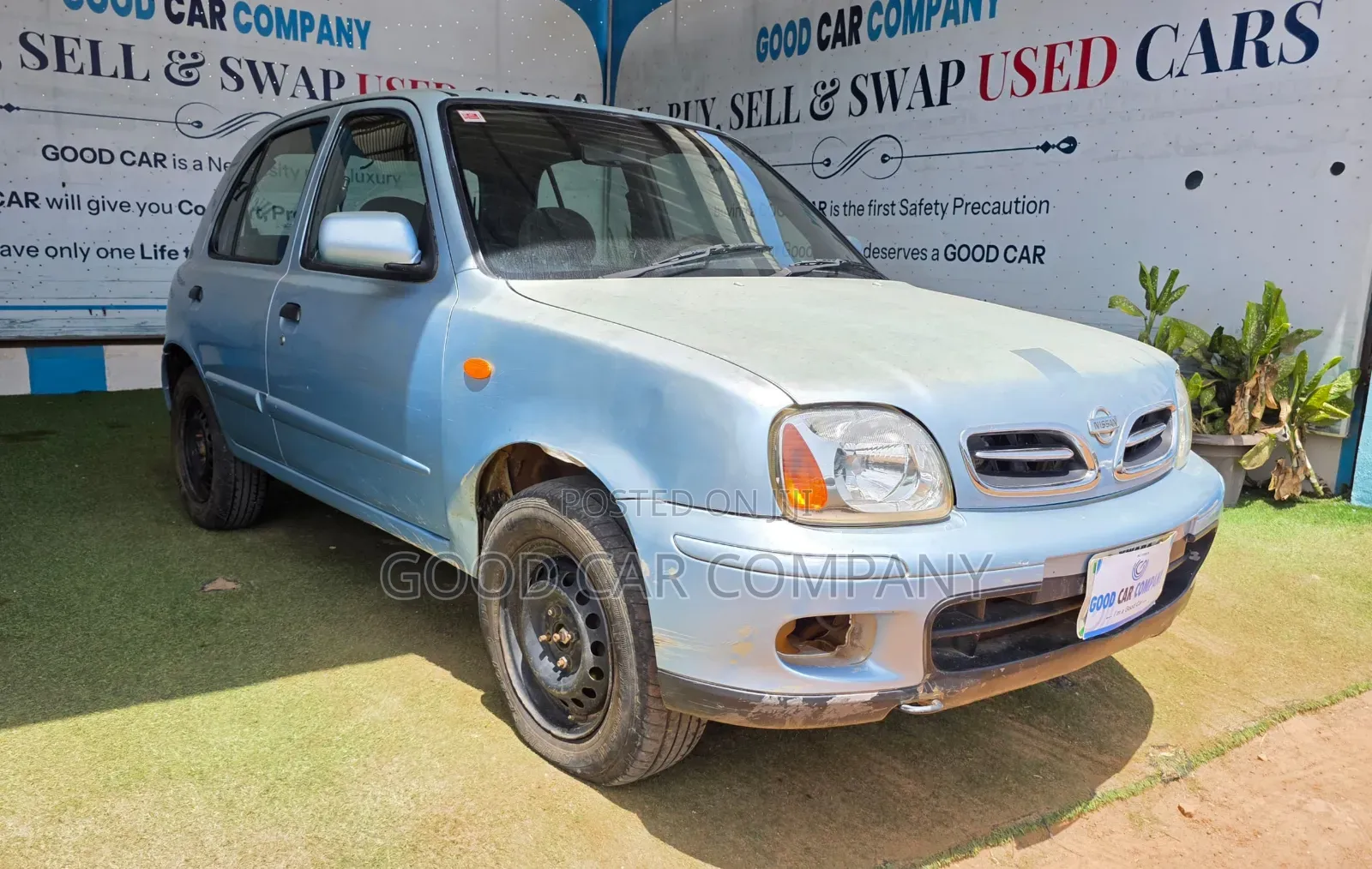 Nissan Micra 2000 Silver