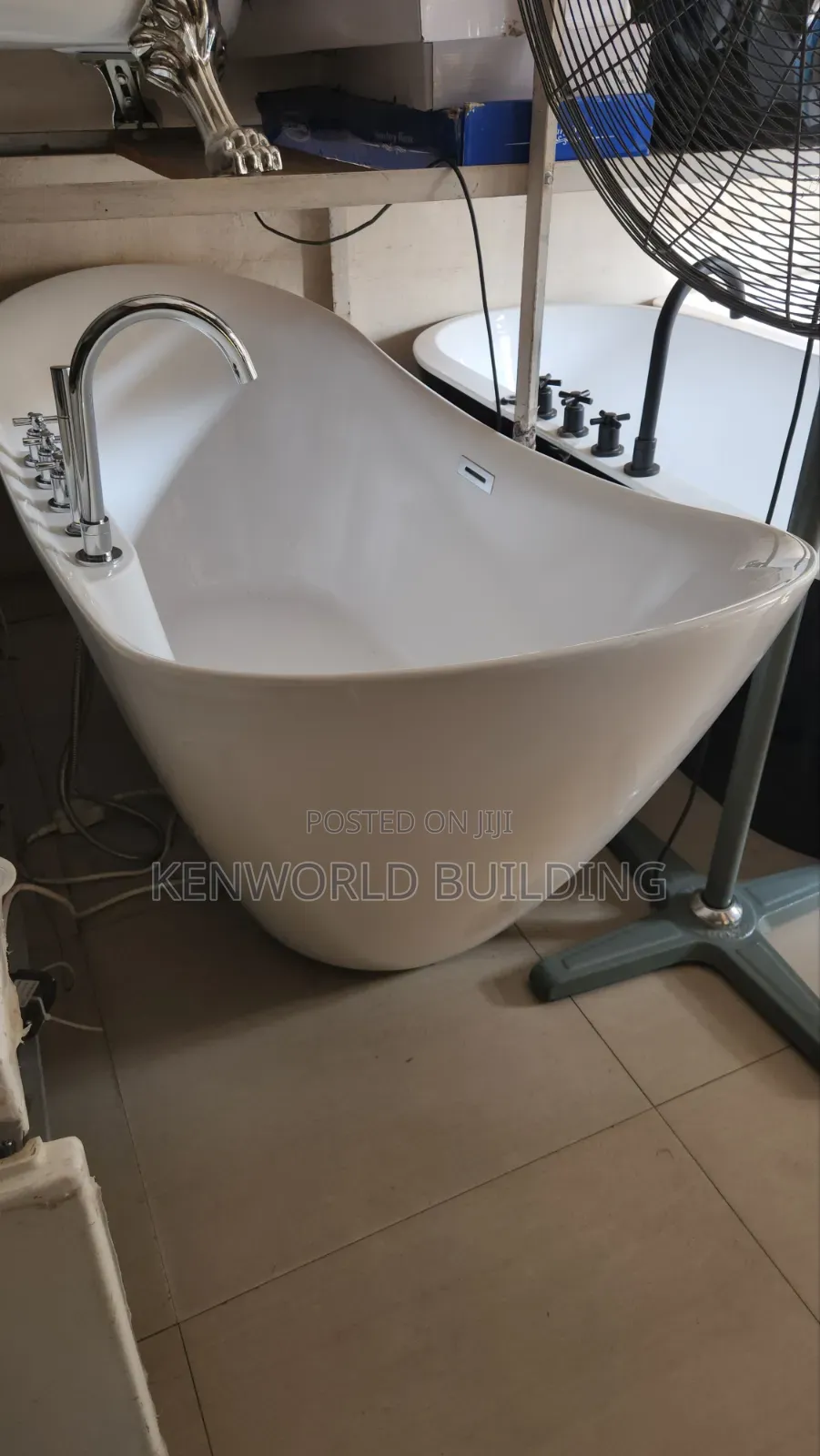 Luxury Acrylic Bath With Mixer