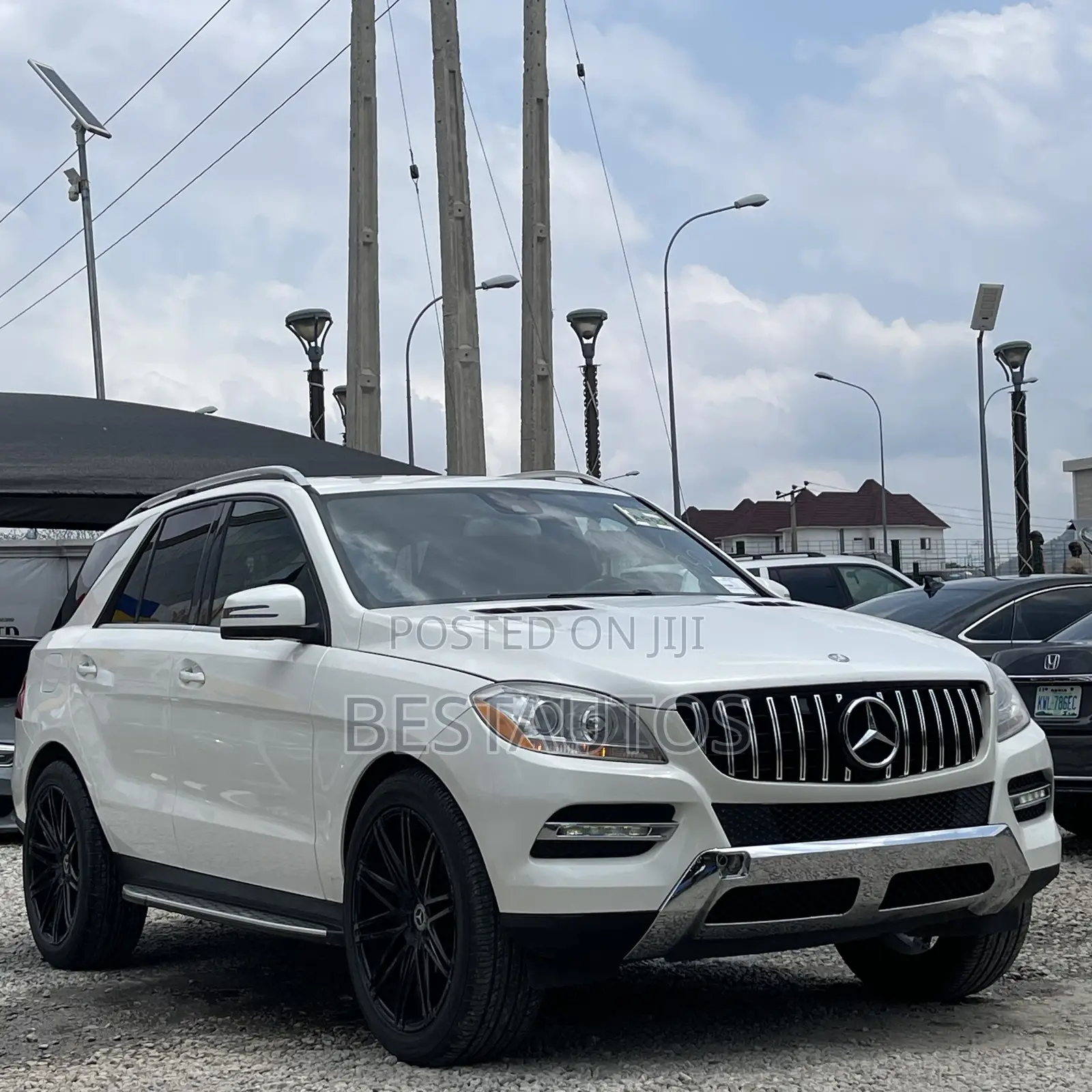 Mercedes-Benz M Class ML350 4dr SUV (3.5L 6cyl 7A) 2015 White