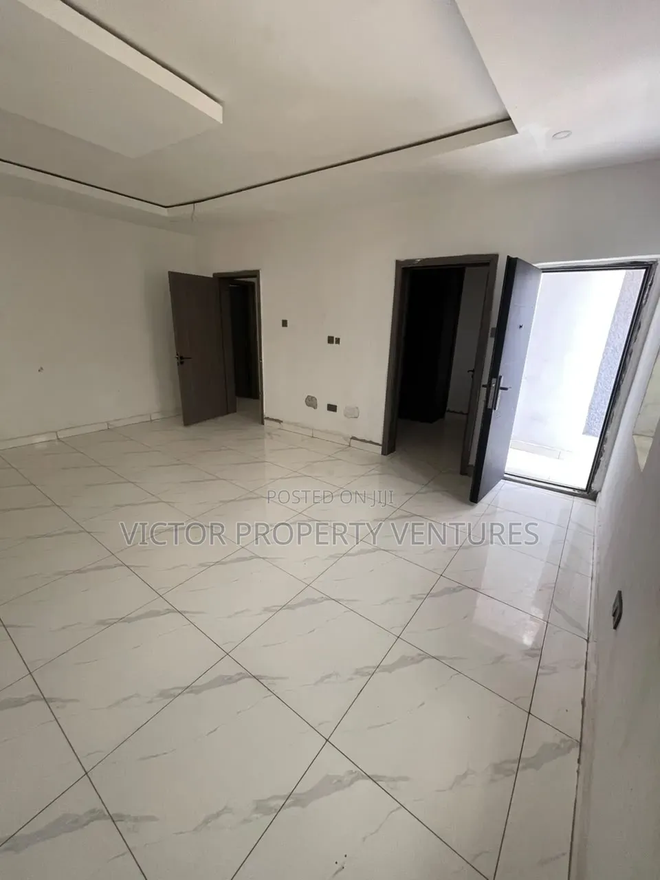 3bdrm Townhouse/Terrace in Dawaki for sale