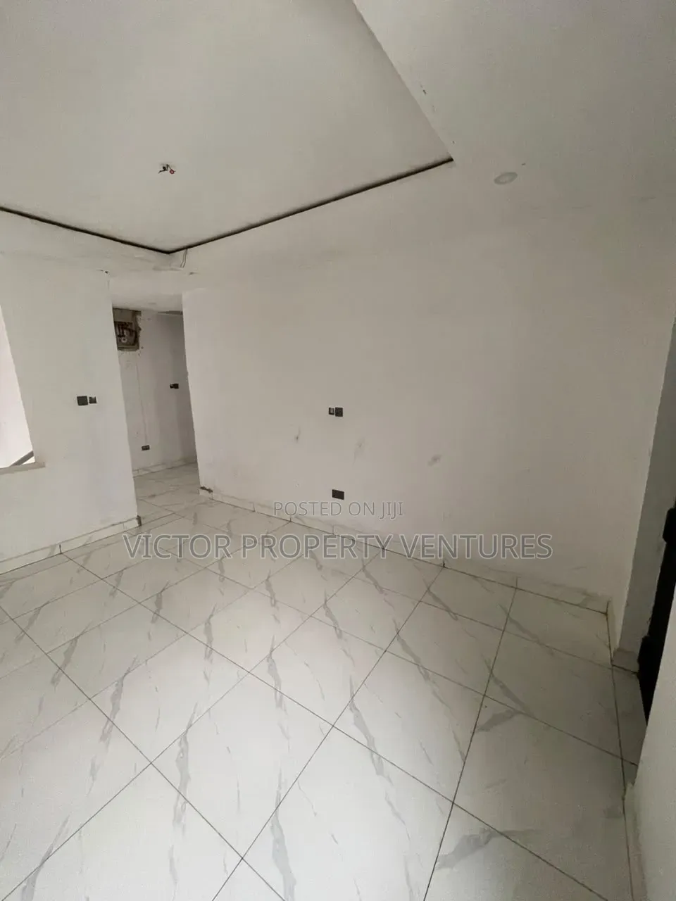 3bdrm Townhouse/Terrace in Dawaki for sale