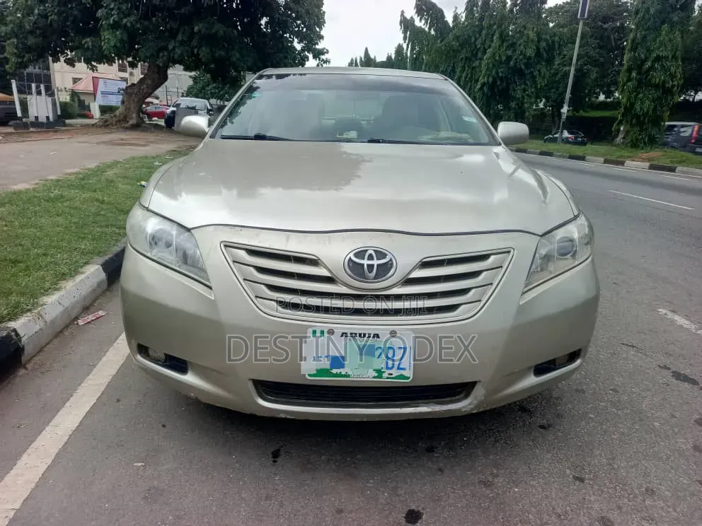 Toyota Camry 2008 Gold