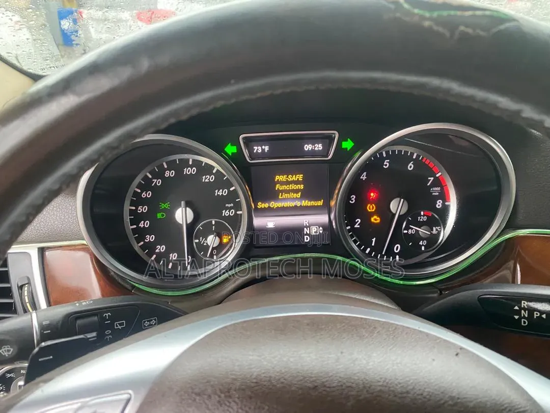 Mercedes-Benz M Class 2013 White