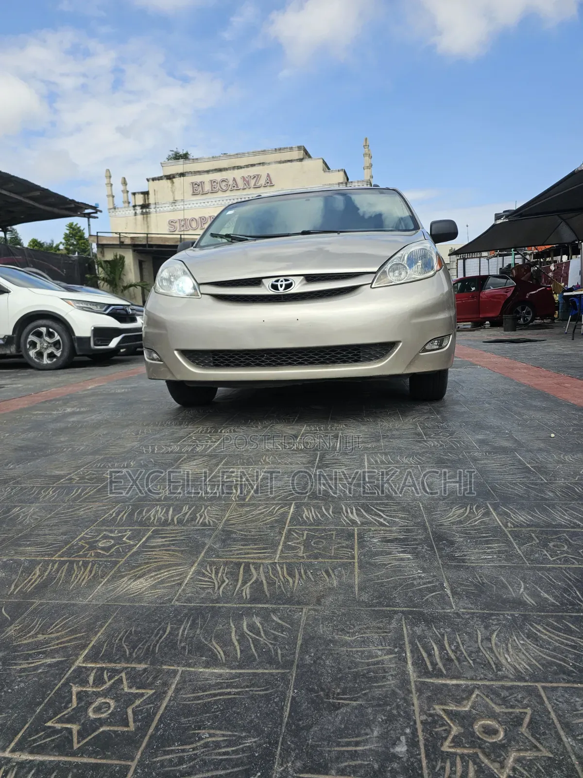 Toyota Sienna 2007 Gold