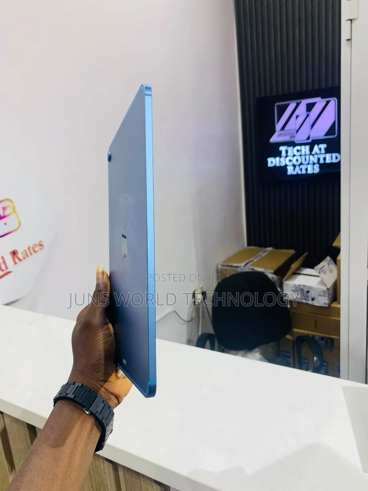 Apple iPad Air (2022) 64 GB Blue