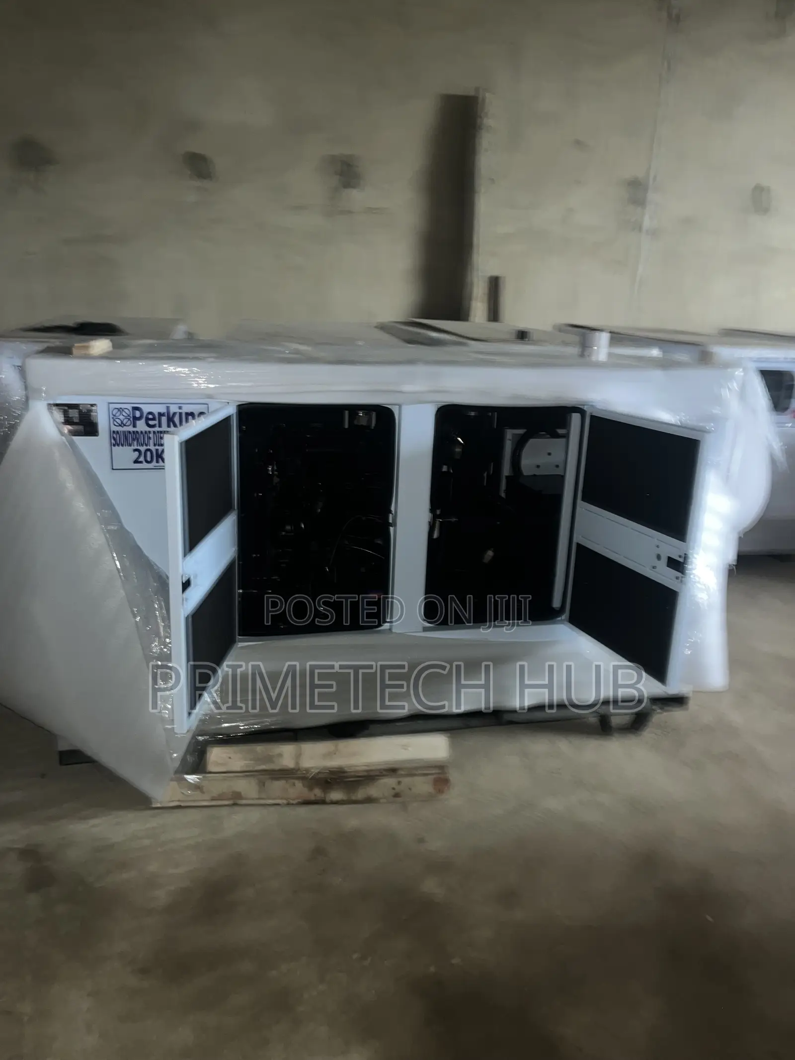 Uk Perkins 20kva Soundproof Generator With 2 Years Warranty