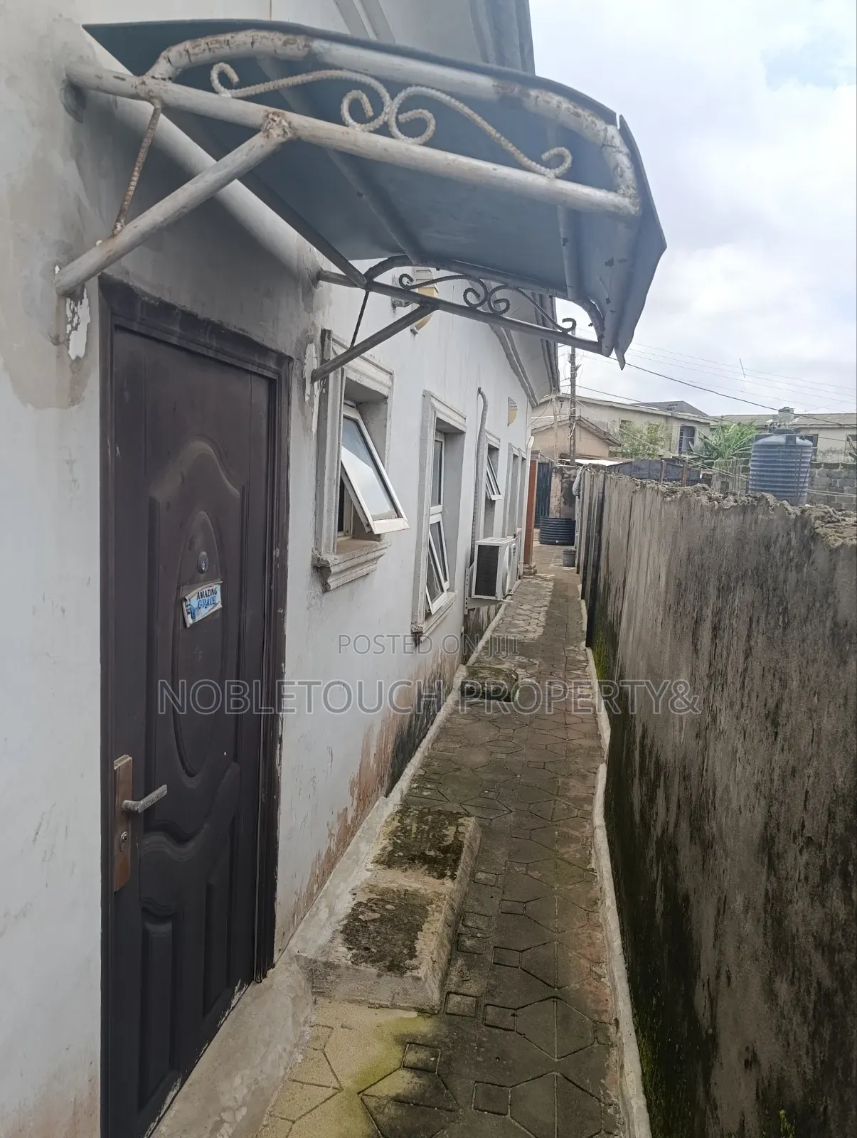 4bdrm Bungalow in Liasu Road Council, Iseri Olofin for sale