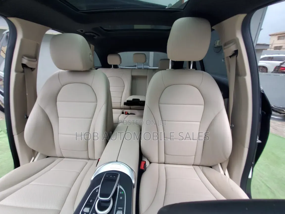 Mercedes-Benz GLC-Class 2017 Blue