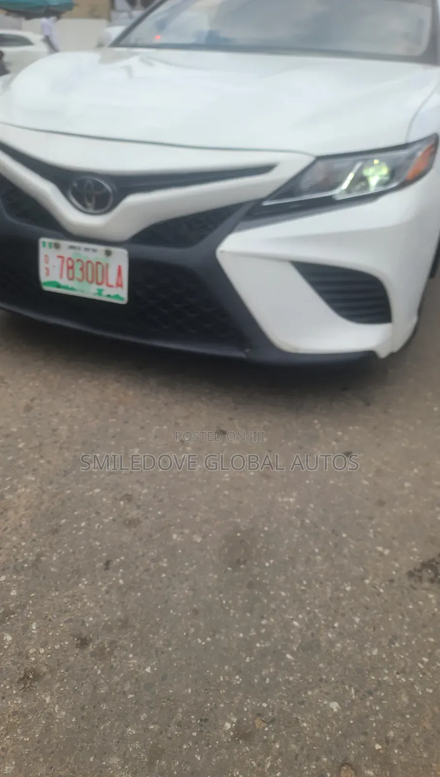 Toyota Camry 2019 White
