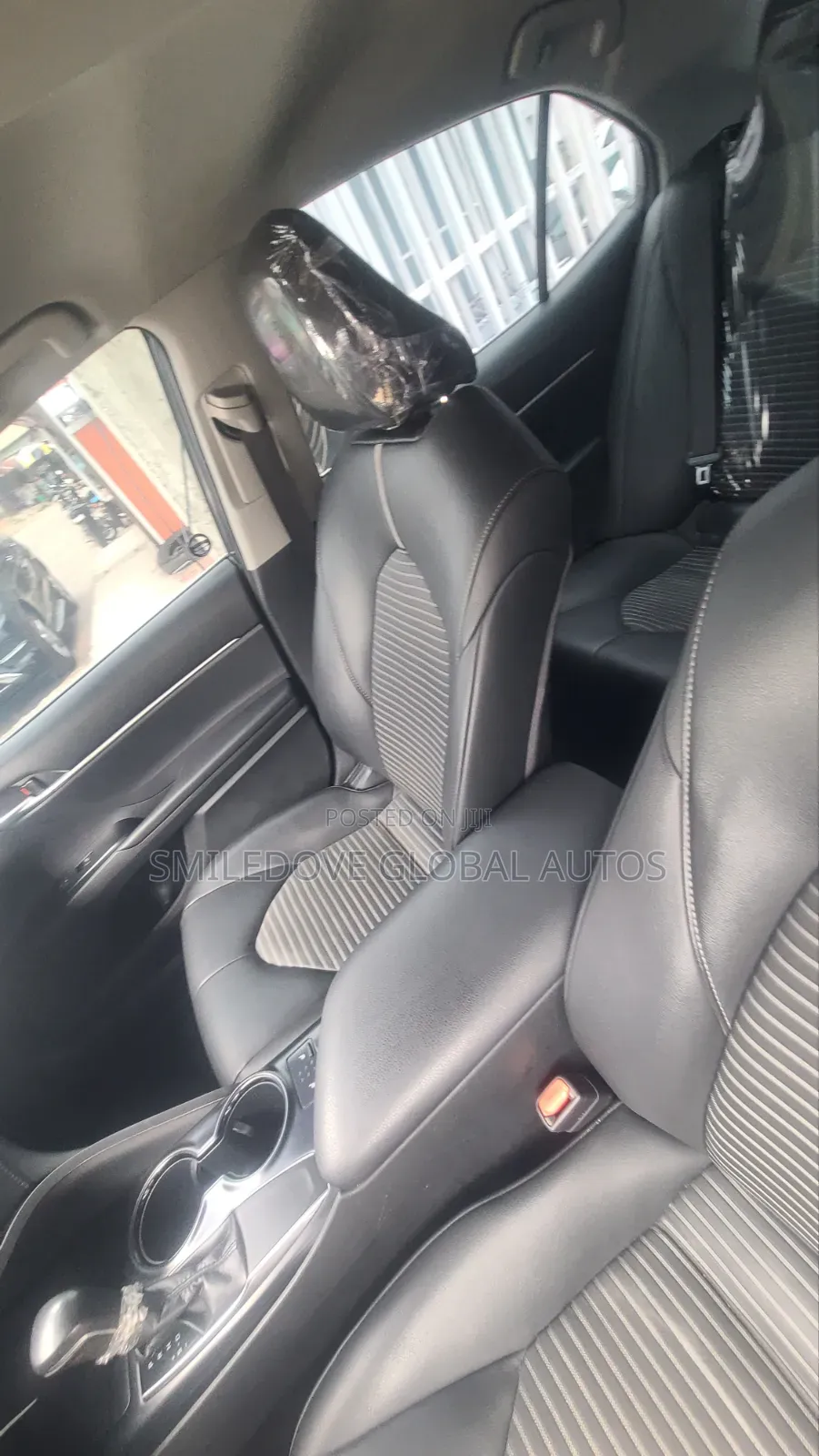 Toyota Camry 2019 White