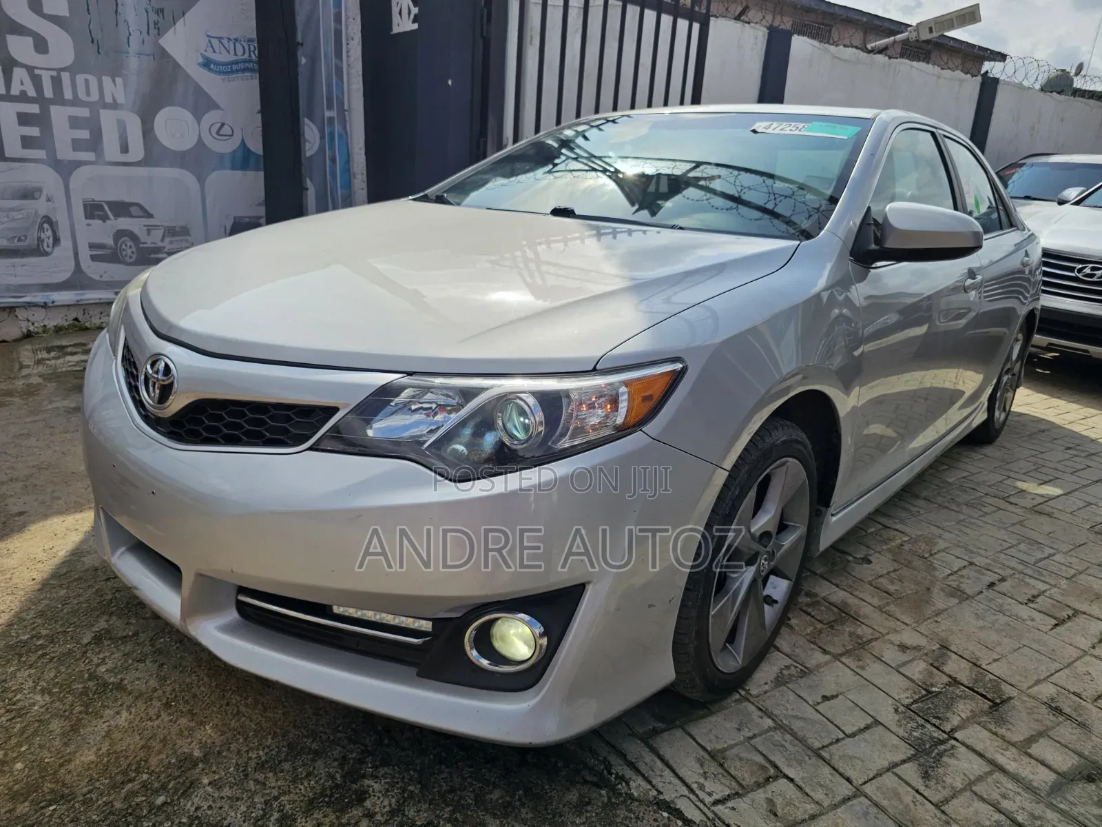 Toyota Camry 2014 Silver