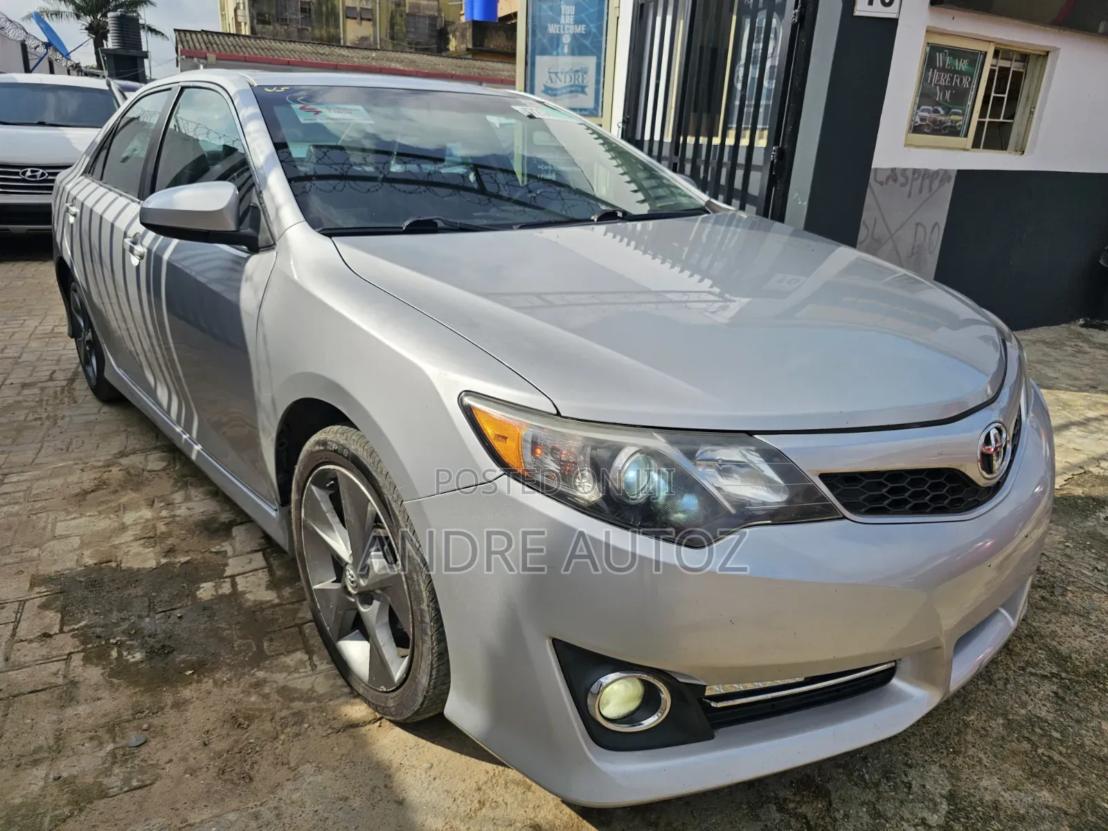 Toyota Camry 2014 Silver