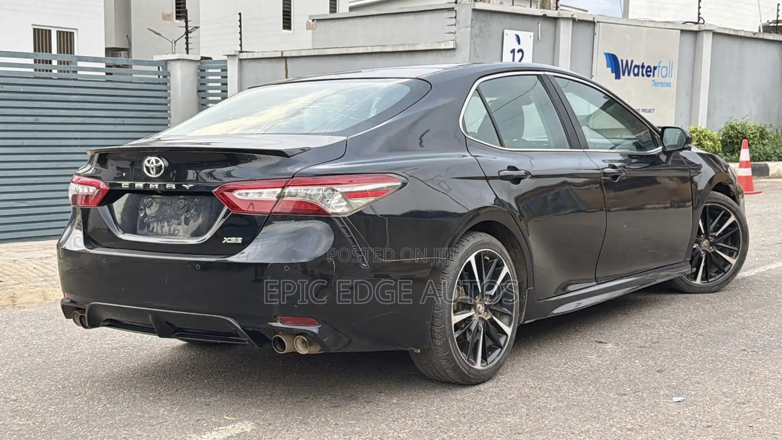 Toyota Camry XSE FWD (2.5L 4cyl 8AM) 2018 Black