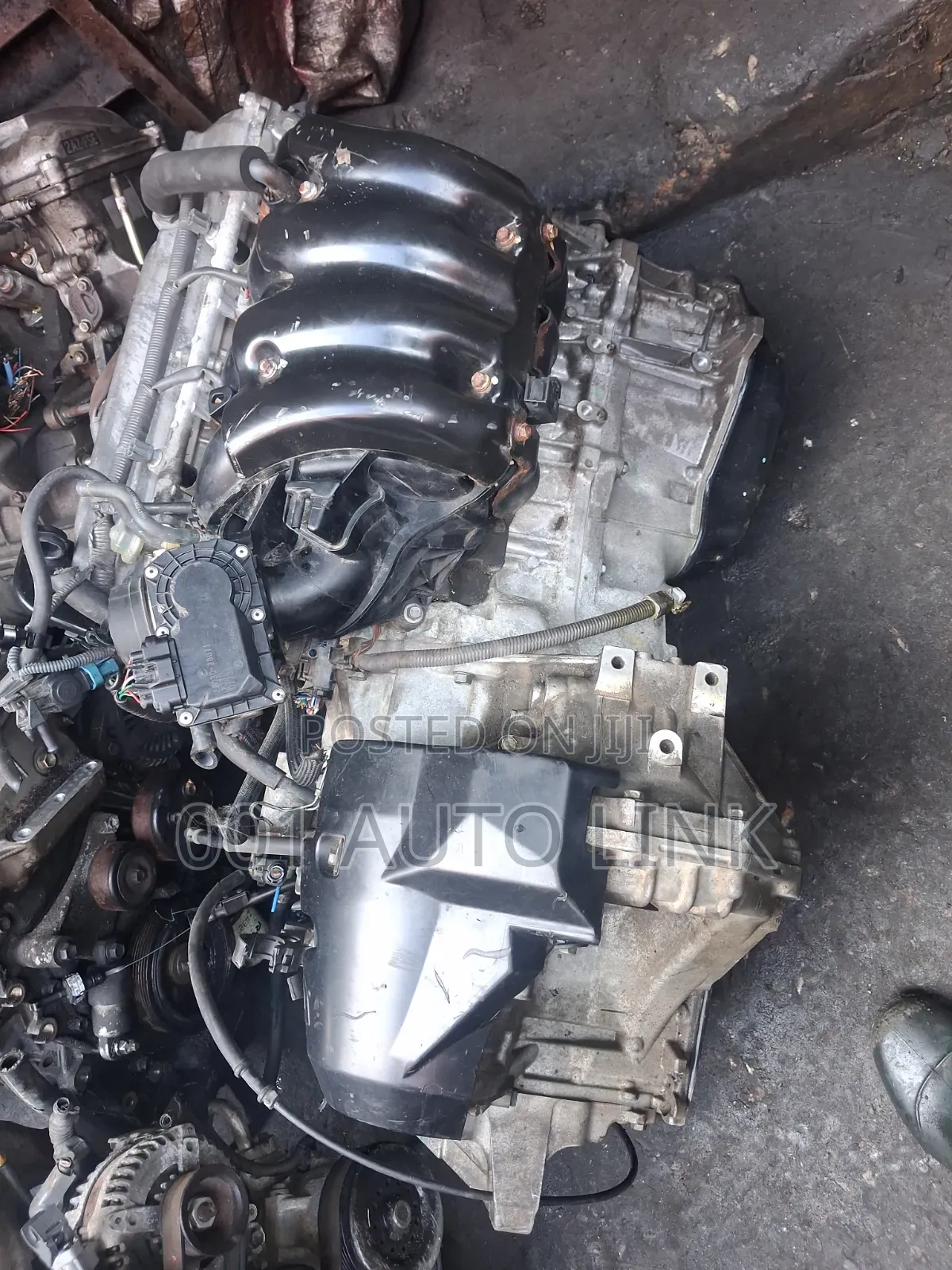 2az Engine and Transmission [13pin]