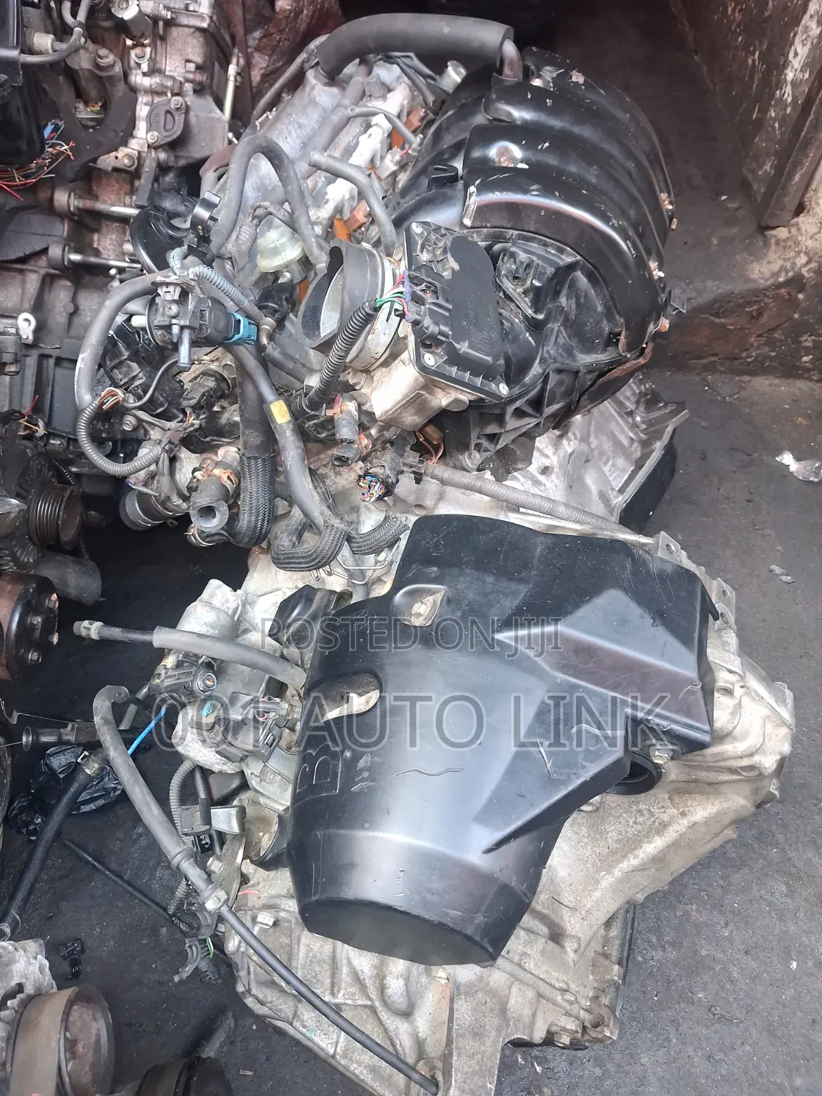 2az Engine and Transmission [13pin]