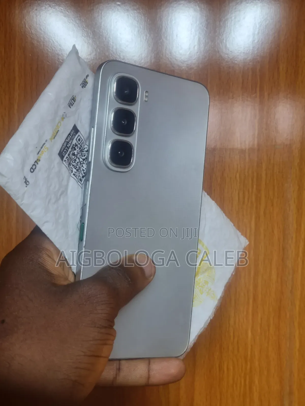 Infinix Hot 60i 128 GB Silver