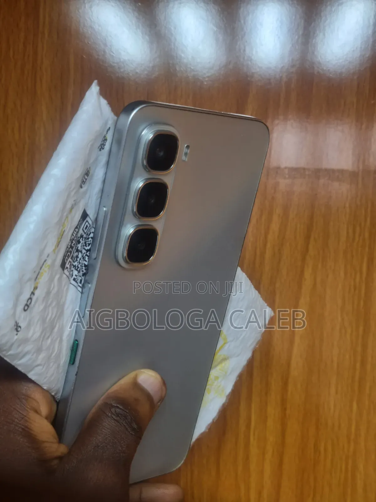 Infinix Hot 60i 128 GB Silver