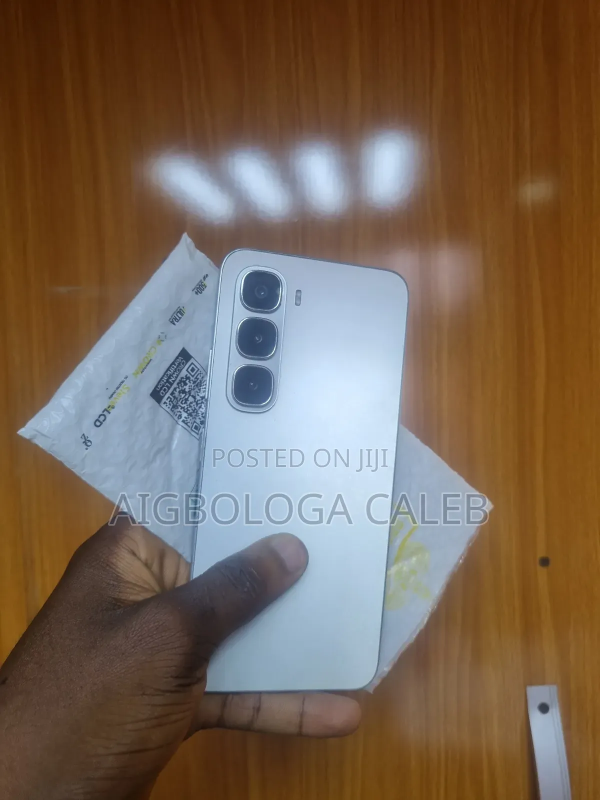 Infinix Hot 60i 128 GB Silver