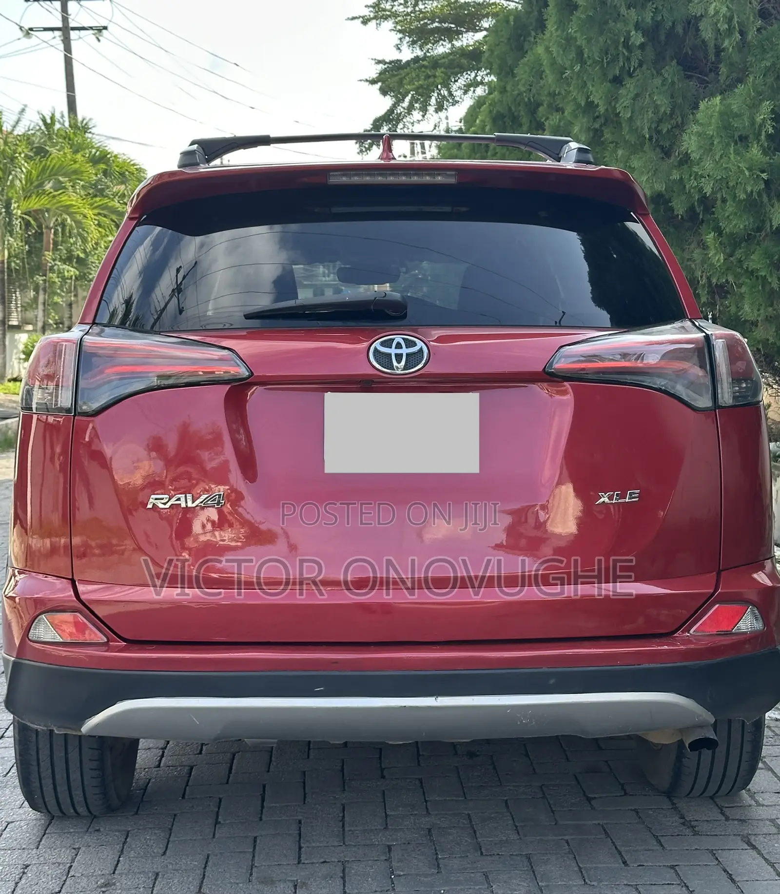 Toyota RAV4 Limited AWD (2.5L 4cyl 6A) 2017 Red