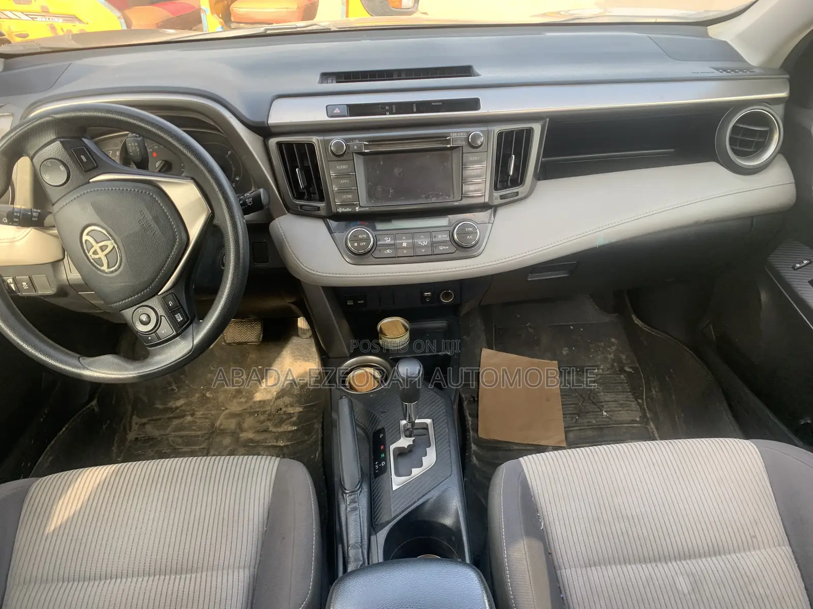 Toyota RAV4 XLE 4dr SUV AWD (2.5L 4cyl 6A) 2014 Gray