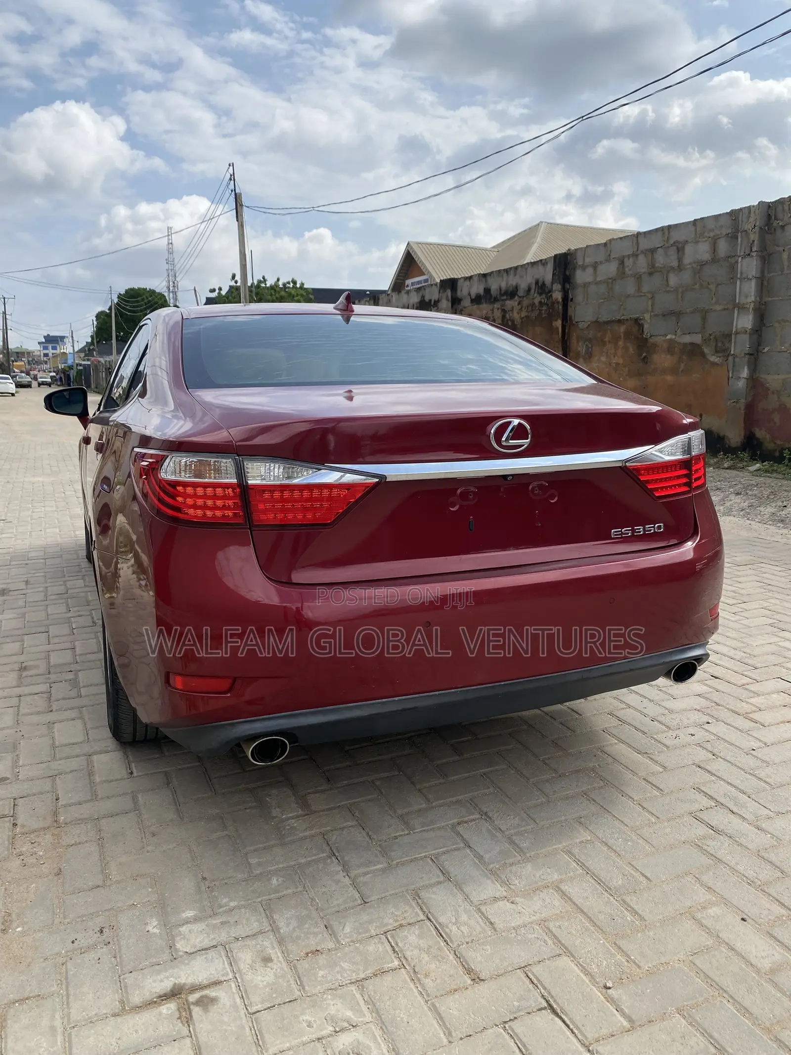 Lexus ES 2015 Red