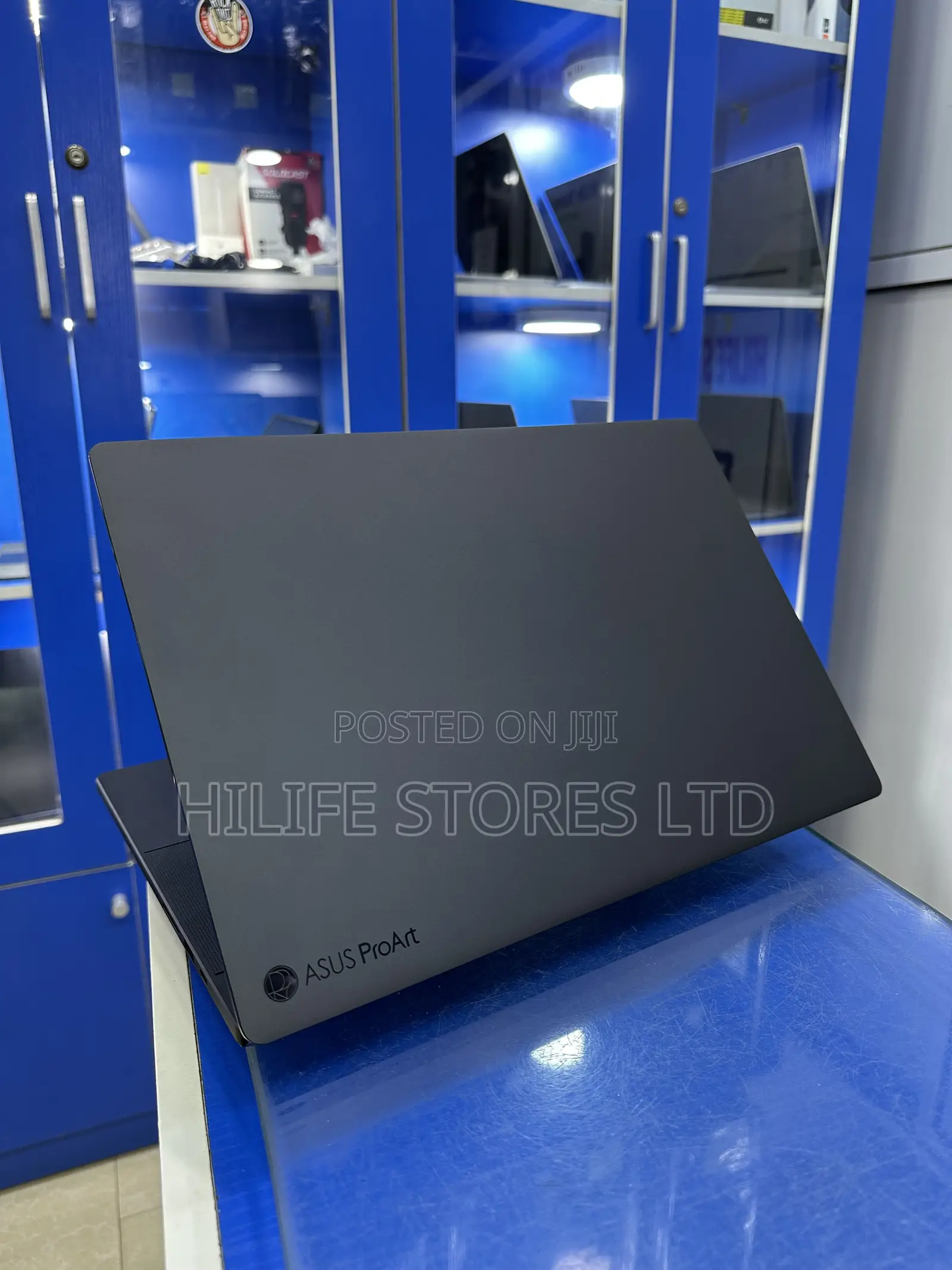 Laptop Asus ProArt P16 64GB AMD Ryzen 9 SSD 4T