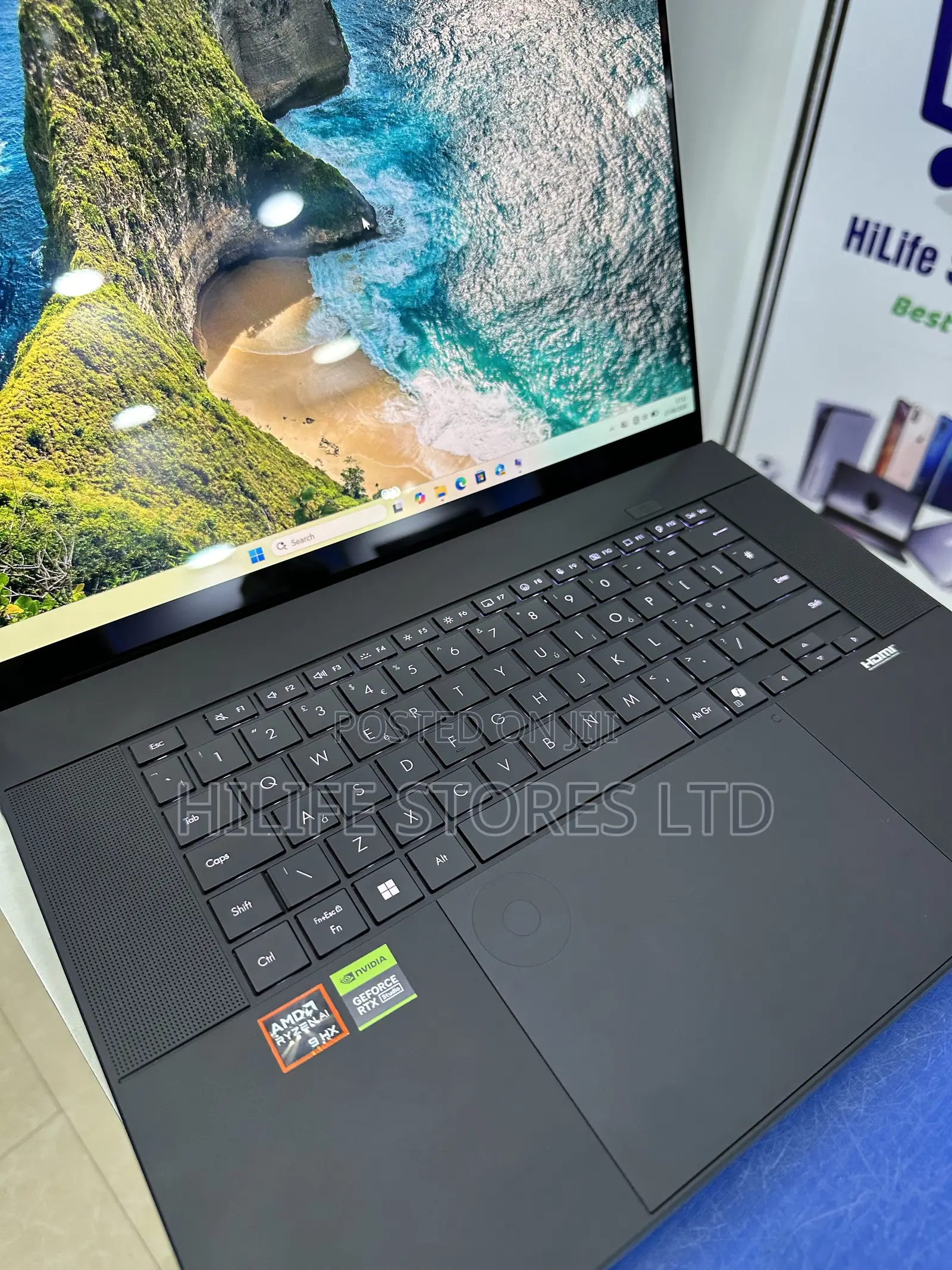 Laptop Asus ProArt P16 64GB AMD Ryzen 9 SSD 4T