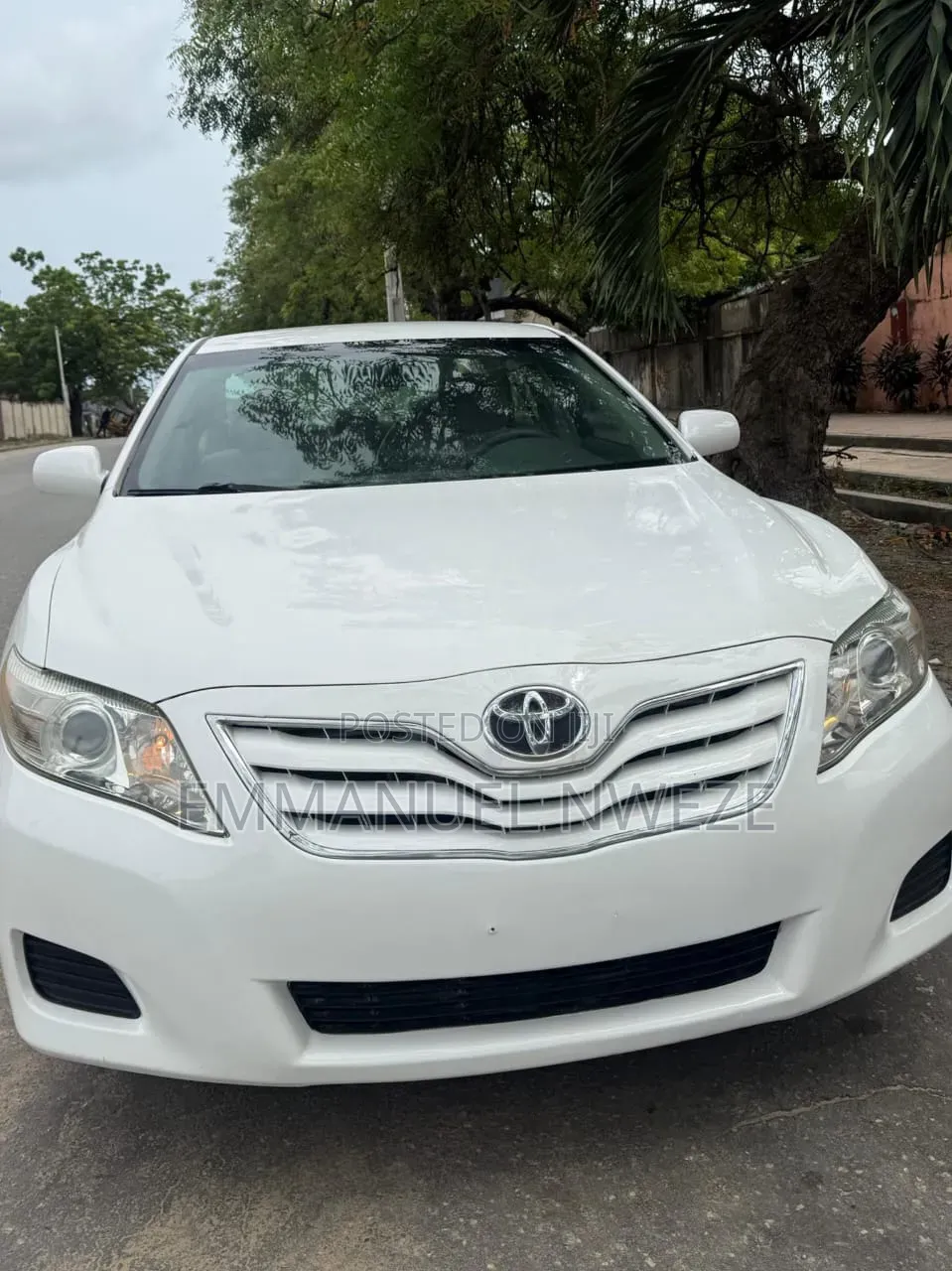 Toyota Camry Hybrid 2011  White 