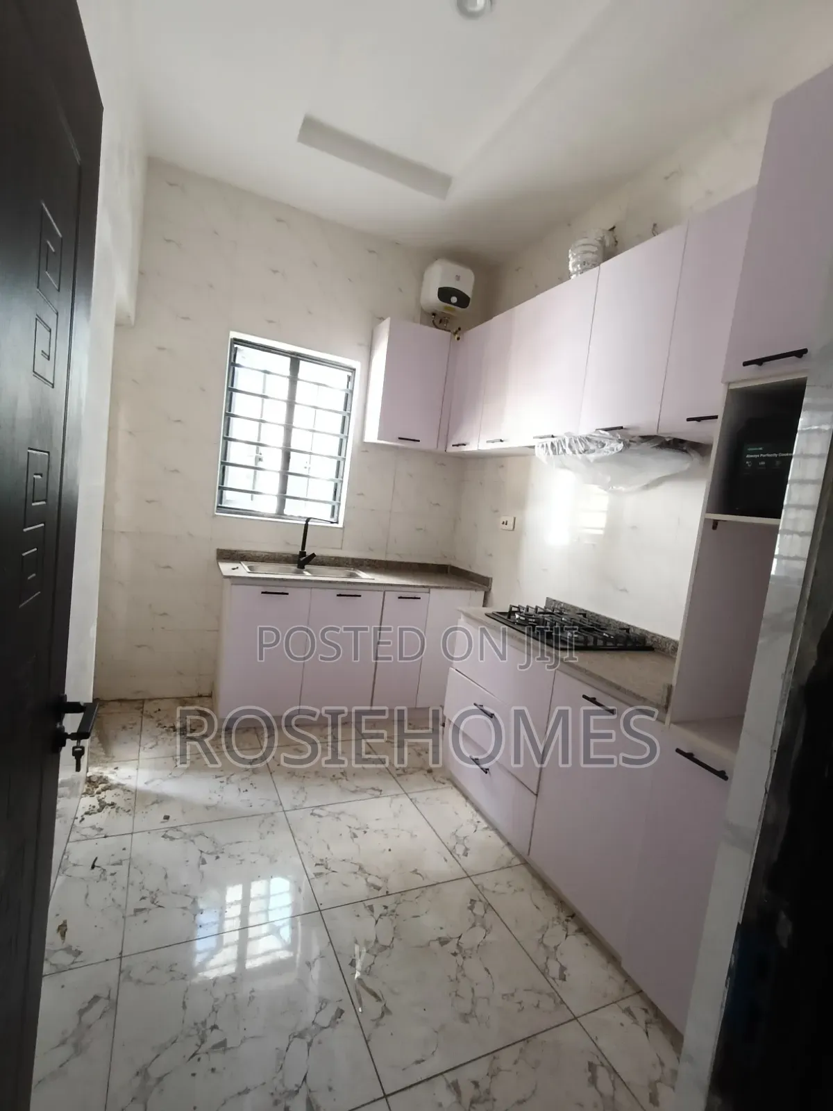 1bdrm Block of Flats in Mobile Raod Ajah for sale