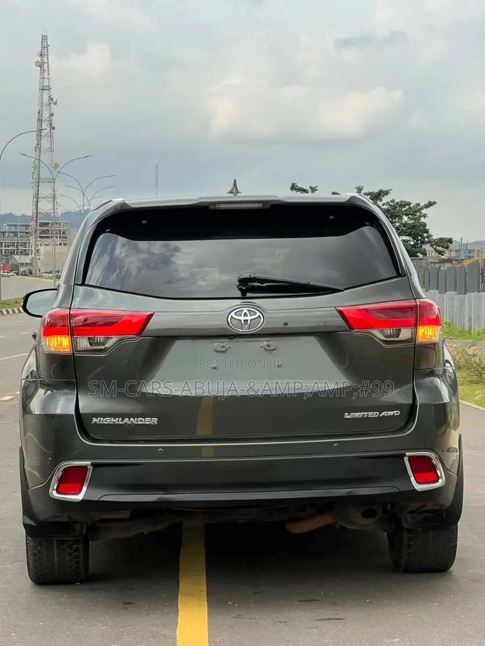 Toyota Highlander Limited V6 4x2 (3.5L 6cyl 6A) 2016 Green