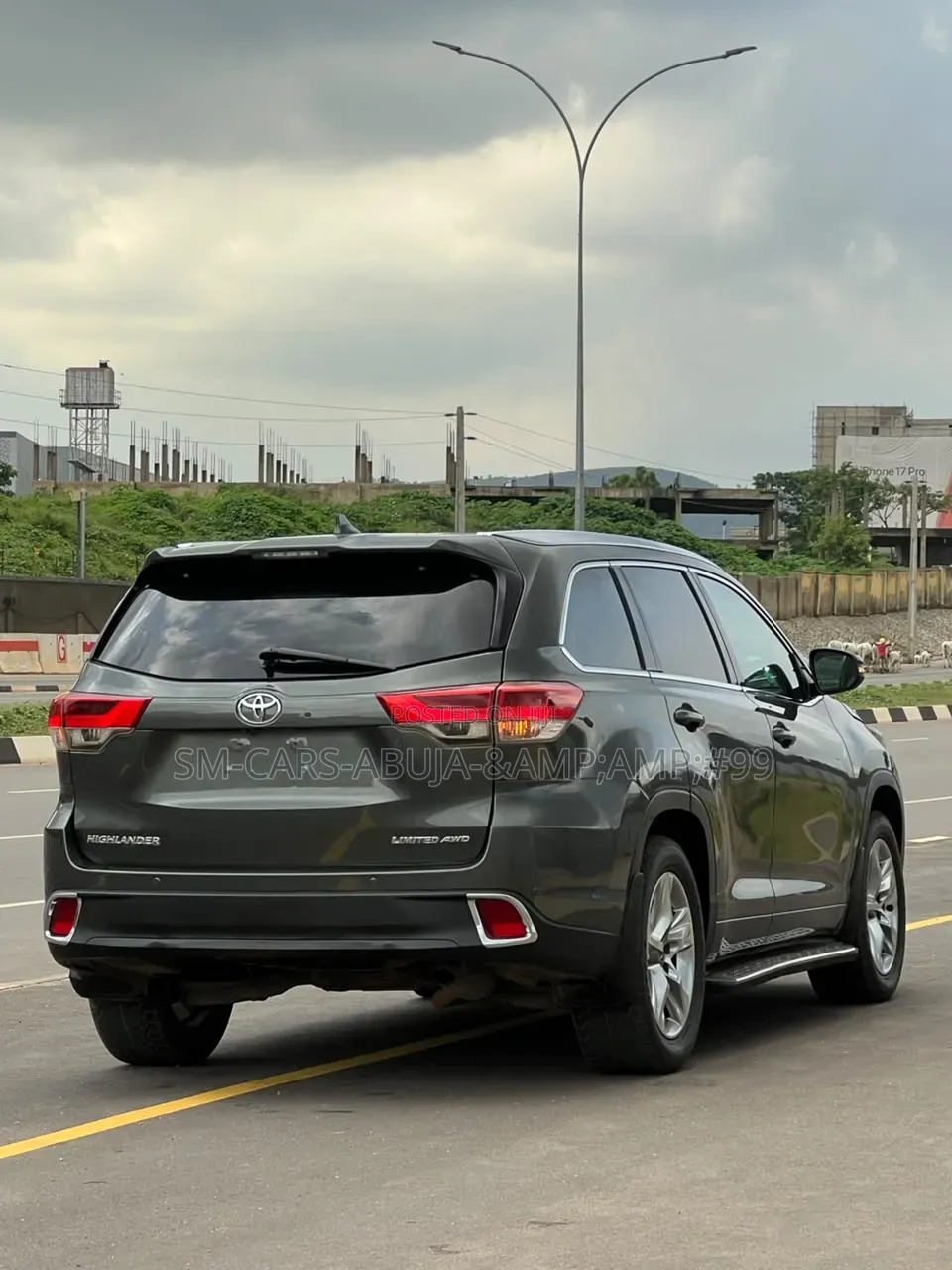 Toyota Highlander Limited V6 4x2 (3.5L 6cyl 6A) 2016 Green