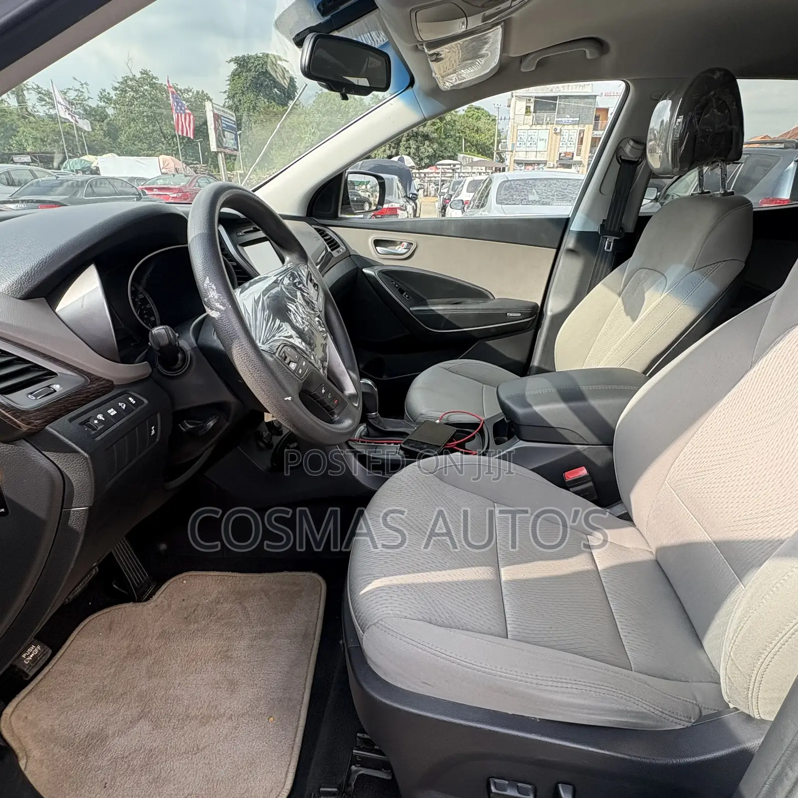 Hyundai Santa Fe 2017 White