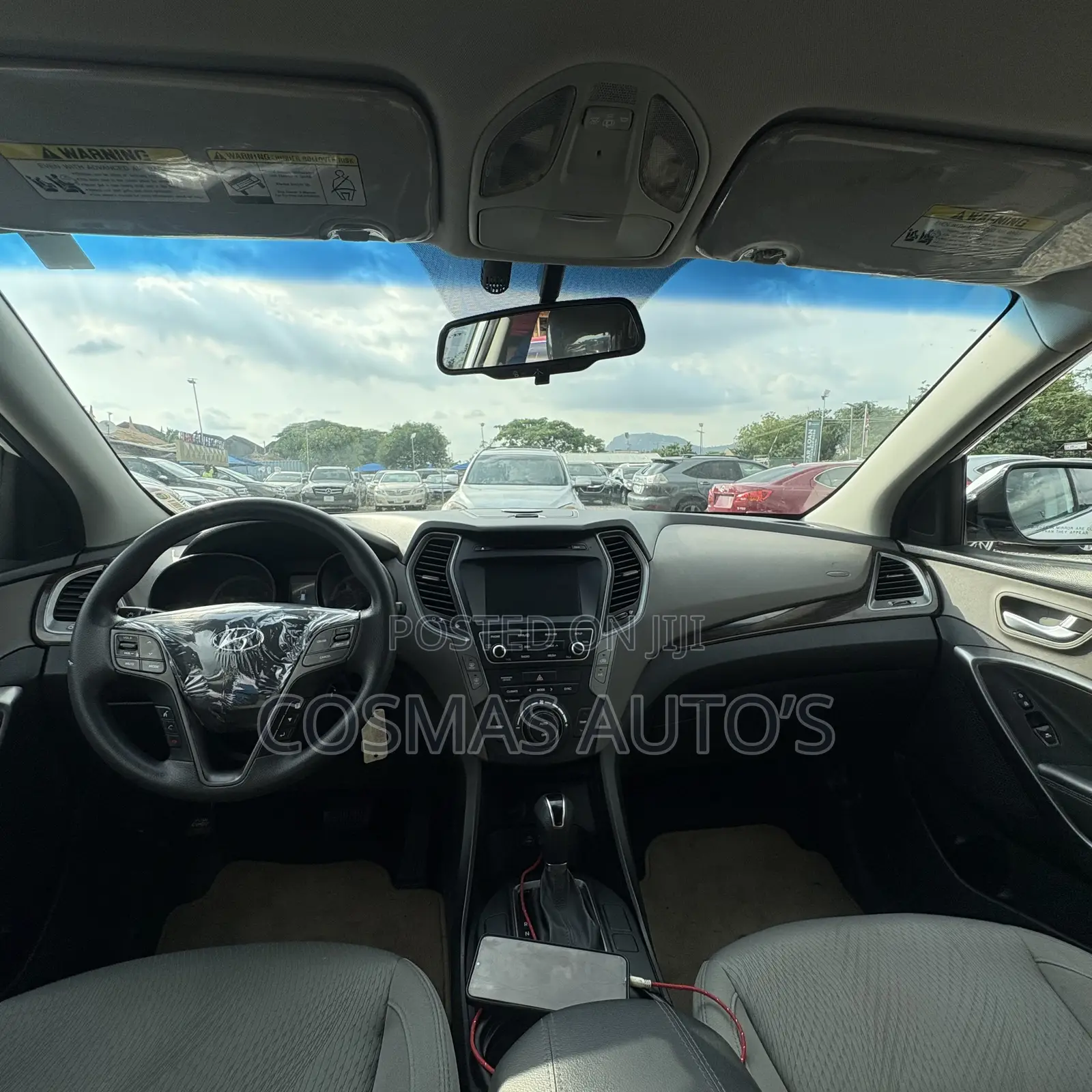 Hyundai Santa Fe 2017 White