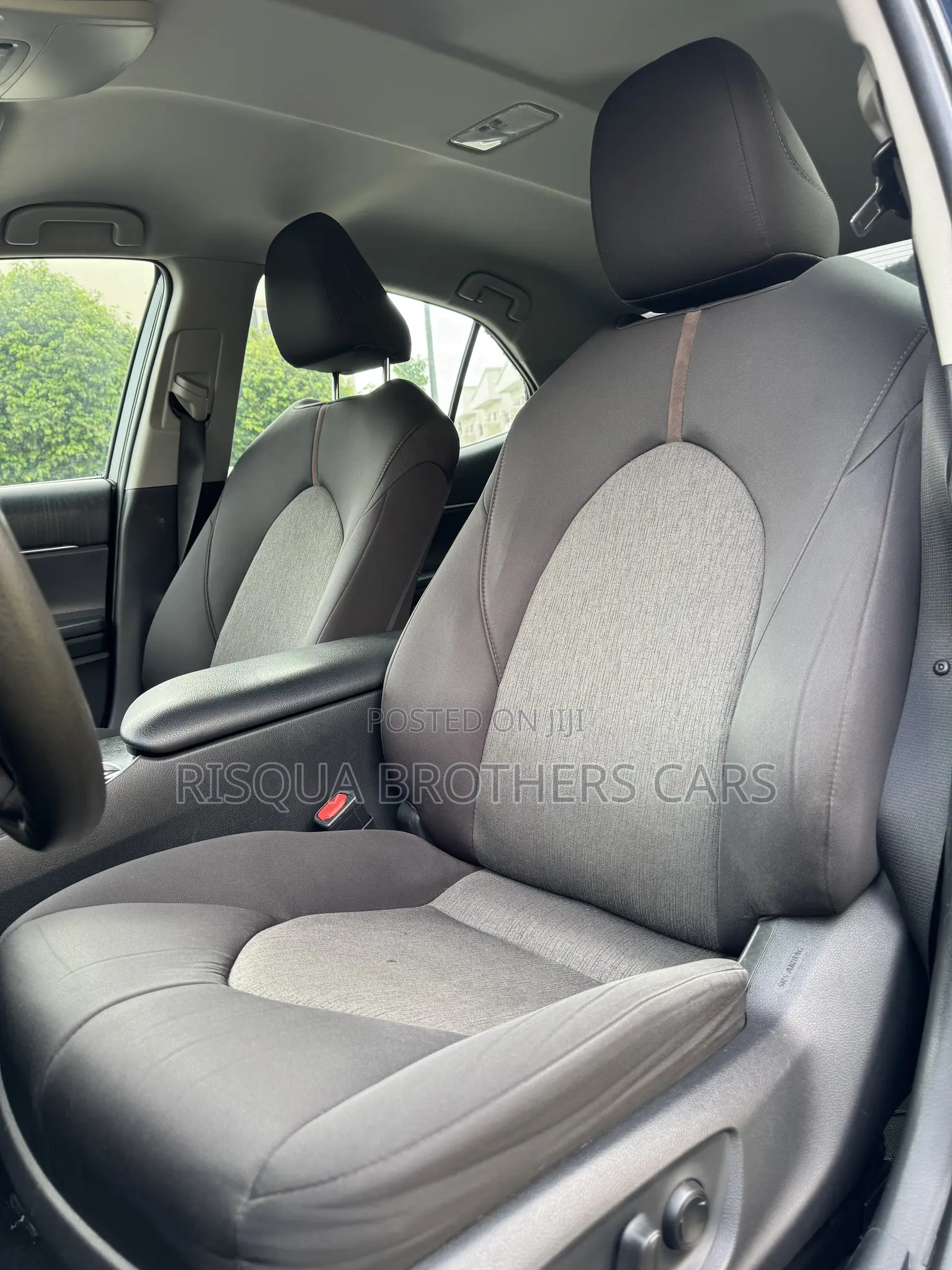 Toyota Camry LE (2.5L 4cyl 8A) 2019 Blue