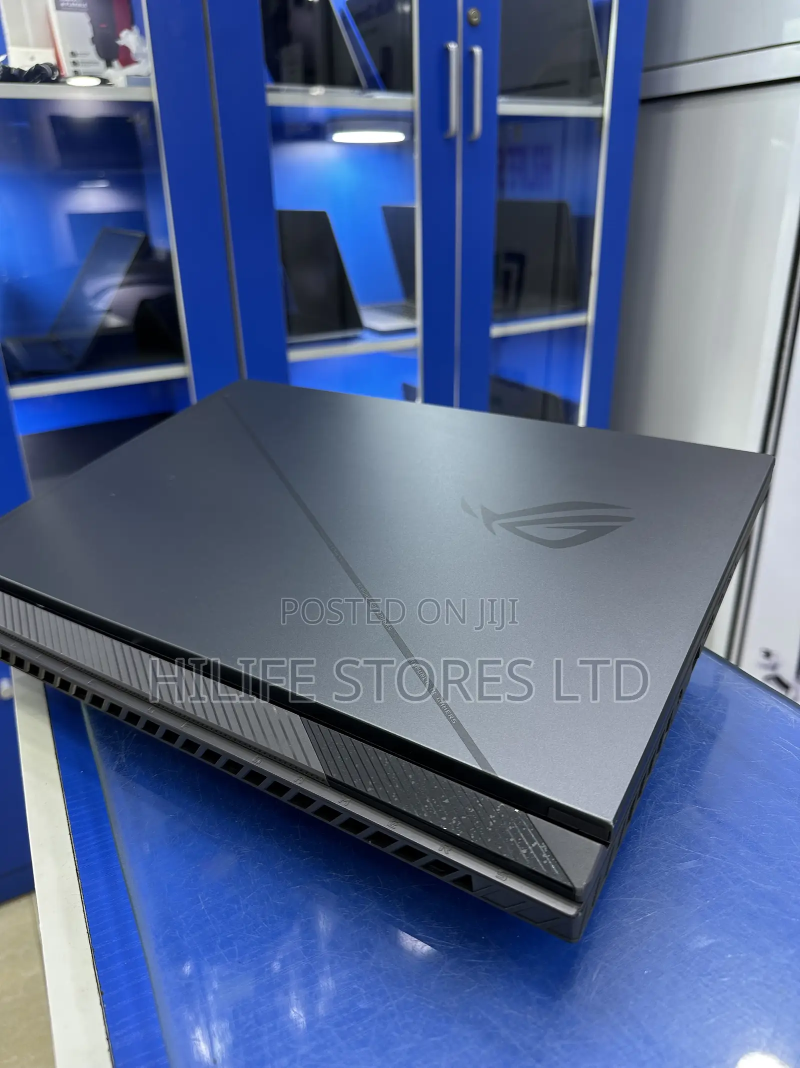 Laptop Asus ROG Strix G18 64GB Intel Core i9 SSD 5T