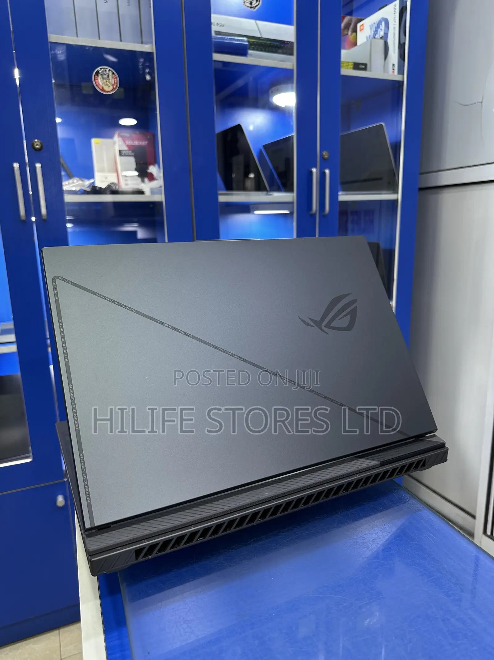 Laptop Asus ROG Strix G18 64GB Intel Core i9 SSD 5T