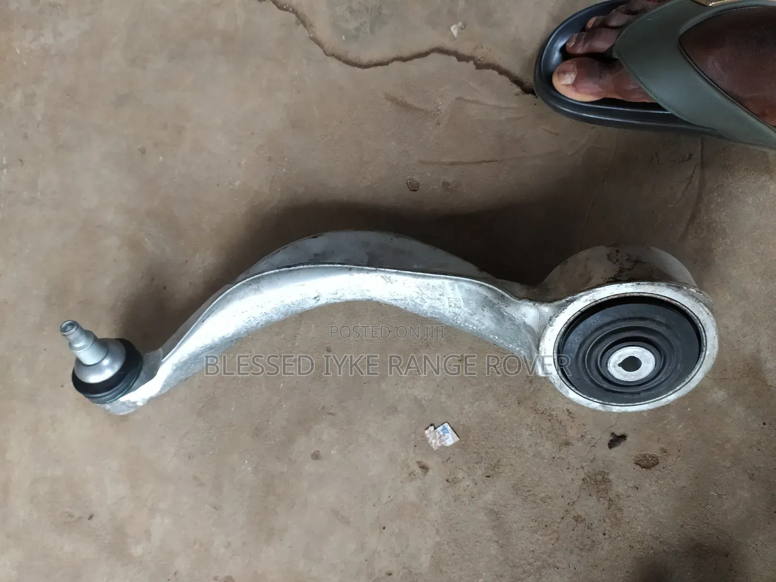 Range Rover Vogue Low Arms 2023/2024