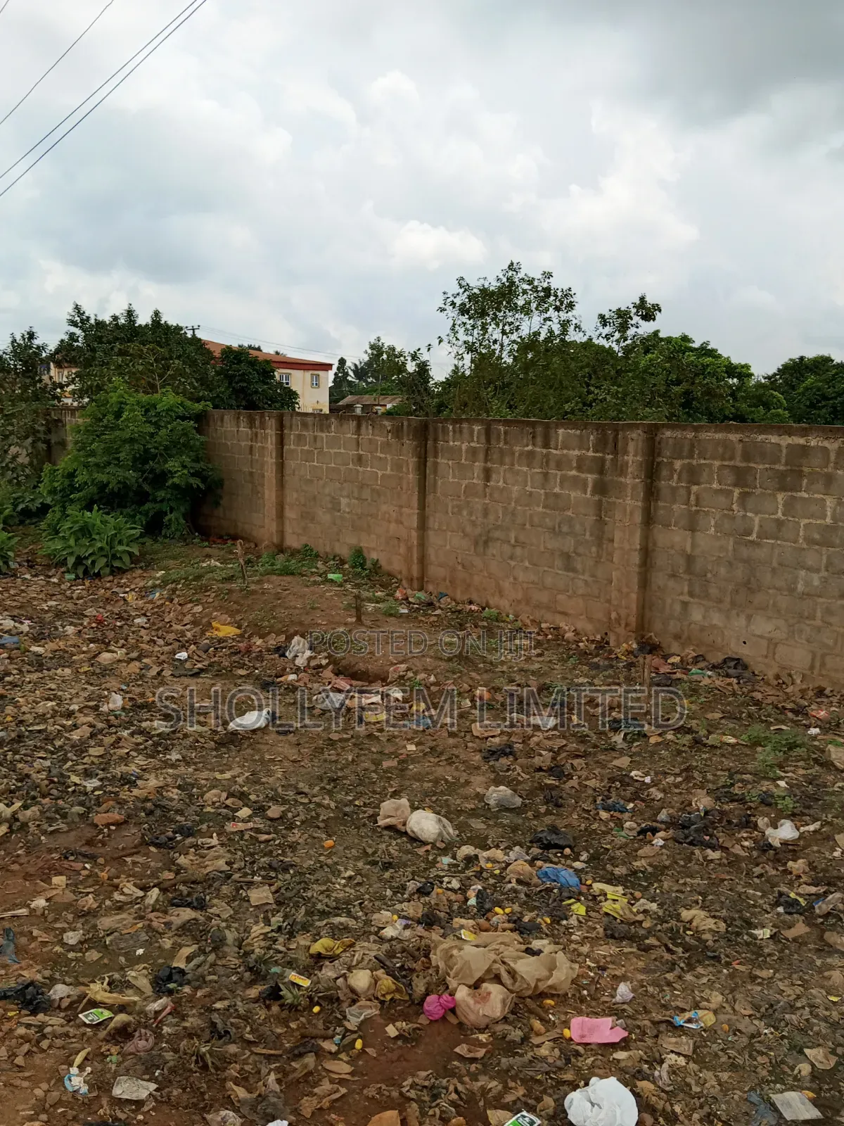 Two Aces With Building for Sale in Luzada
