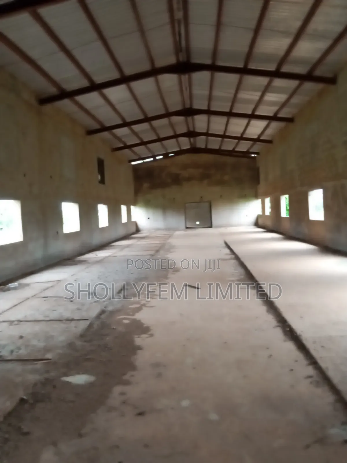 Two Aces of Land for Sale With Warehouse