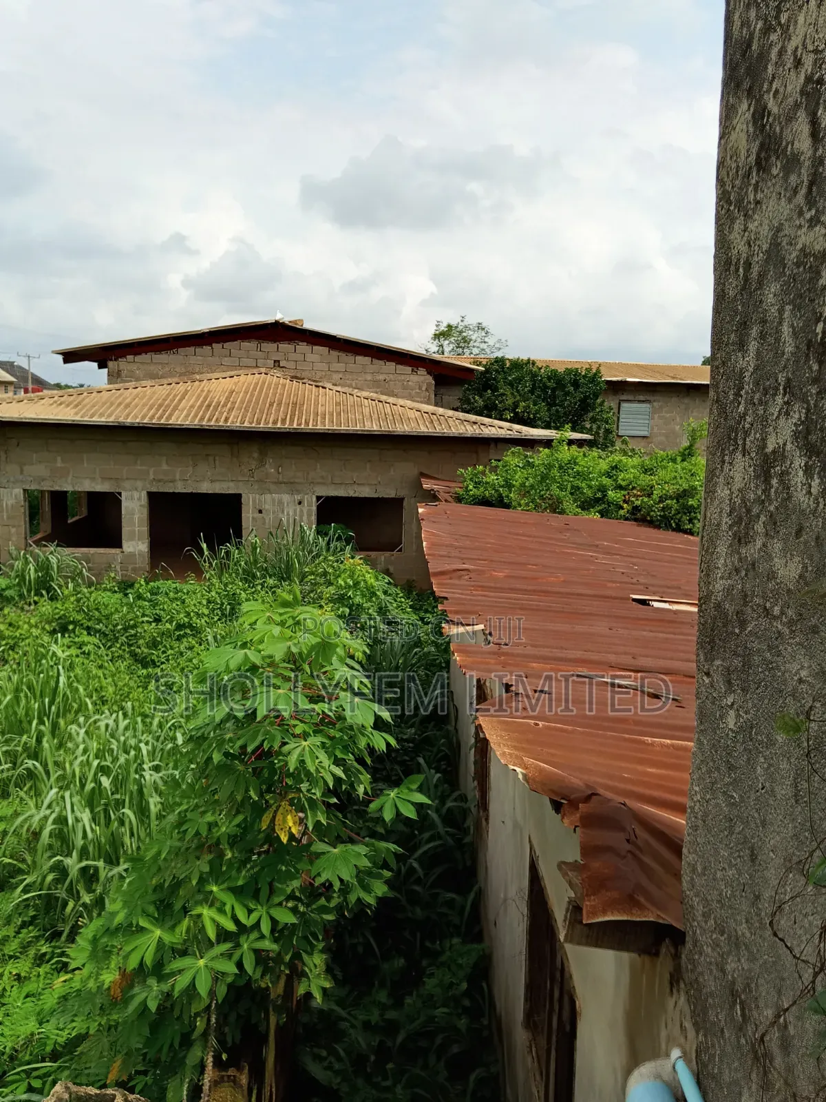 Two Aces of Land for Sale With Warehouse