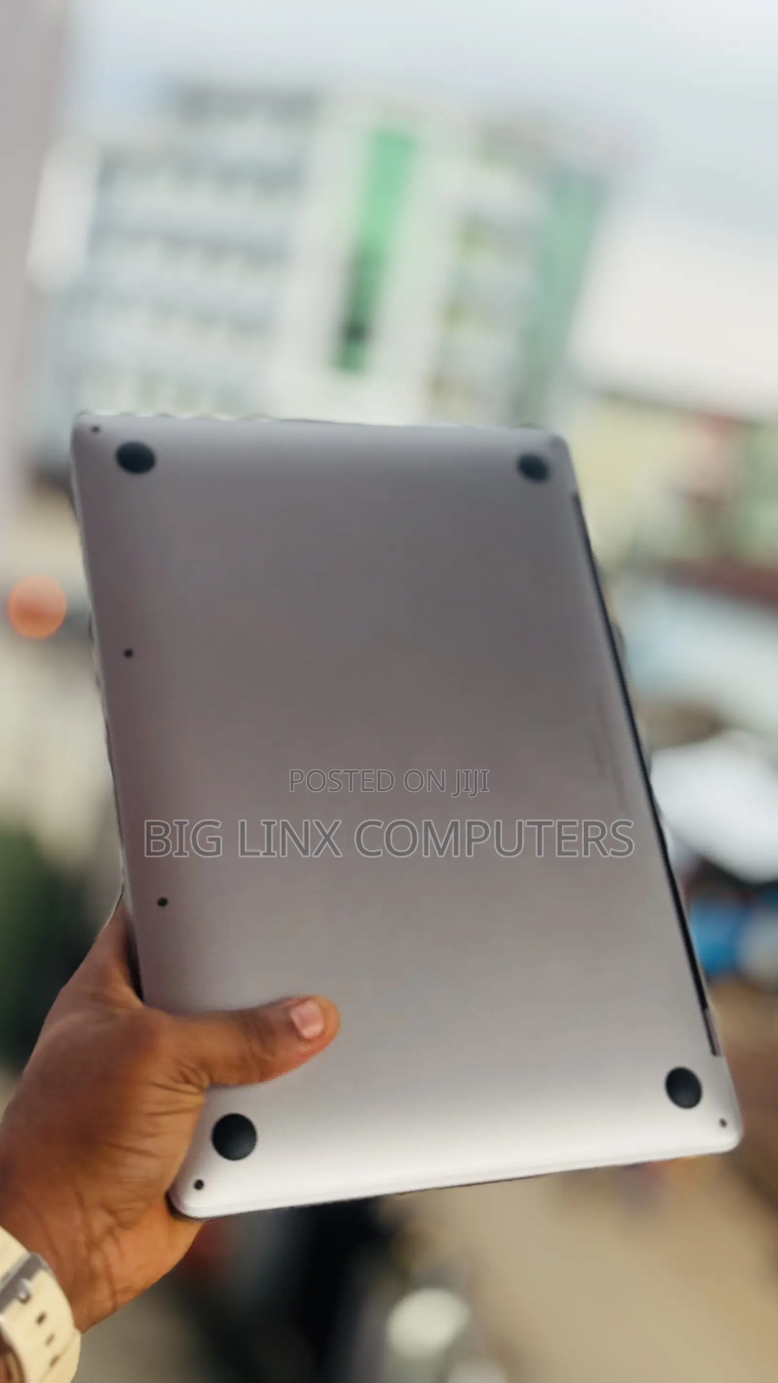 Laptop Apple MacBook Pro 2021 M1 8GB Apple M1 SSD 256GB