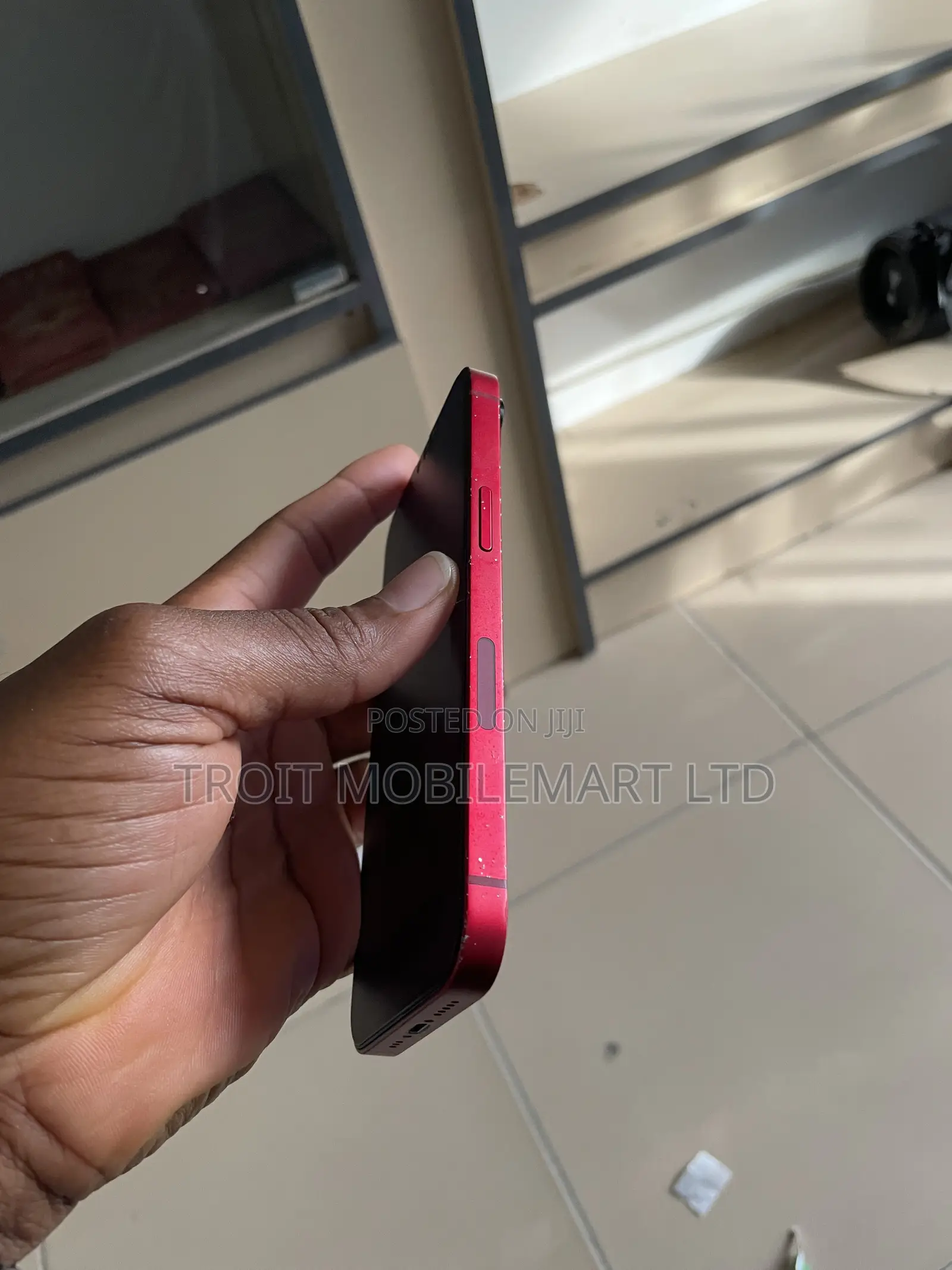Apple iPhone 13 128 GB Red
