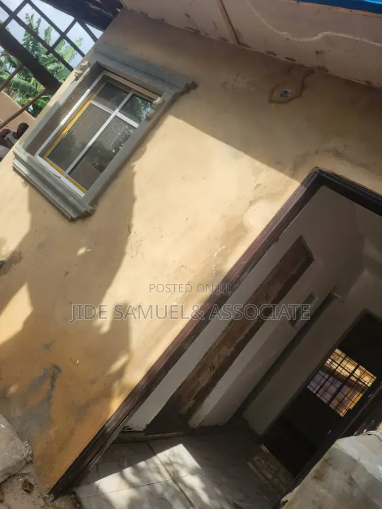Furnished 1bdrm Apartment in Ayobo for rent