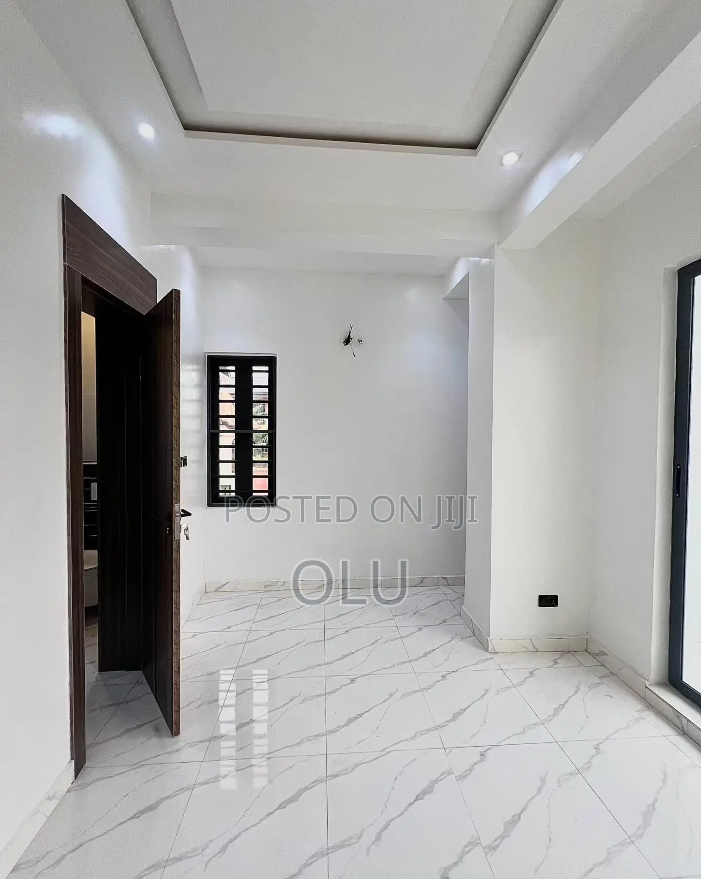 Furnished 3bdrm Block of Flats in Off Admiralty Way for sale