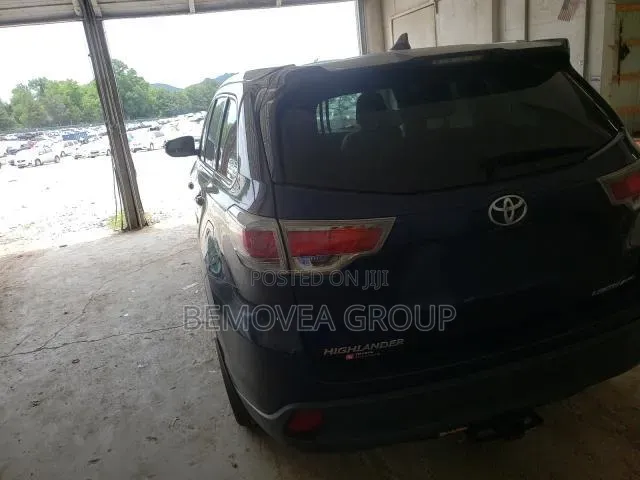 Toyota Highlander 2016 Blue